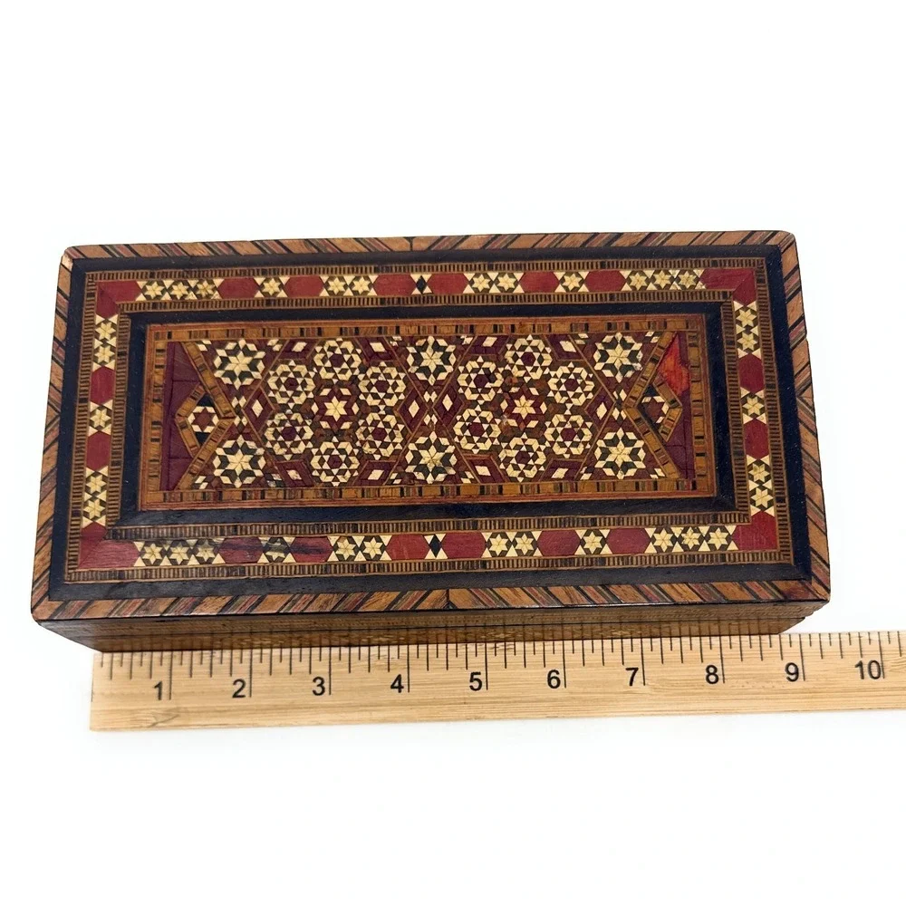 Vintage Intricate Wood Inlay Hinged Trinket Box